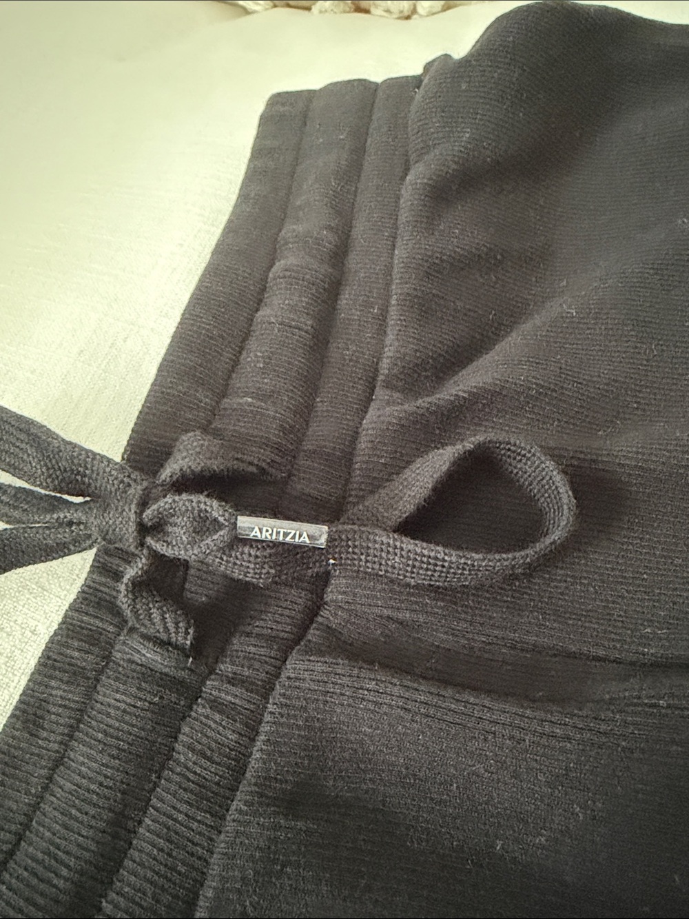 Aritzia Homestretch Shorts - Picture 7 of 7